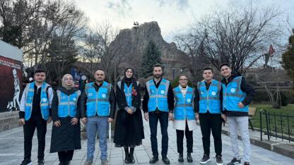 AK Gençlik İftara Yetişemeyenlere Yetişti