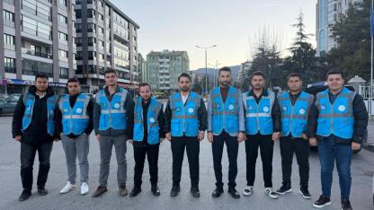 AK Parti Gençlik Kolları İftara 5 Kala” Geleneğini  Bu Yıl Da Sürdürüyor