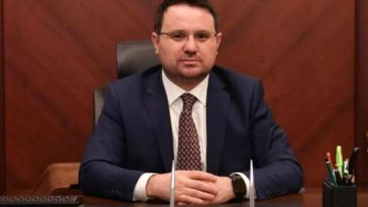 Akın Gürlek Kimdir?