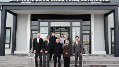 AKÜ İlahiyat Fakültesinde Devir Teslim Töreni Düzenlendi