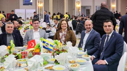 Başkan Köksal, Fenerbahçeliler Derneği ile iftarda buluştu