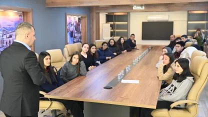 Başkan Koyuncu, Gençlik Meclisi Toplantısında Gençlerle Buluştu