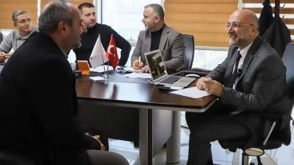 Başkan Şahin Halk Günü’nde Vatandaşları Dinledi