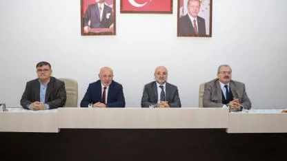 Başkan Şahin, İl Genel Meclisi Grup Toplantısına Katıldı