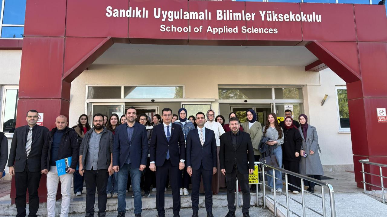 Cumhuriyet Başsavcılığı tarafından Sandıklı’da öğrenciler bilgilendirildi