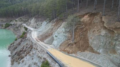 Doğancık Barajı Çevresinde Heyelan: Giriş-Çıkışlar Yasaklandı