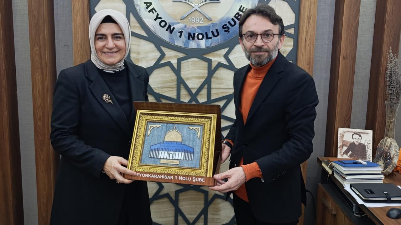 Eğitime Yön Veren Kadınlar Afyonkarahisar’da Buluştu