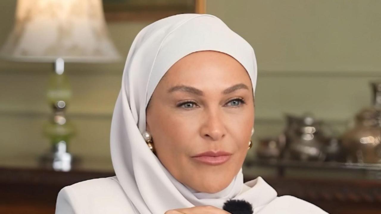 Hülya Avşar’ın Yeni Dizisindeki Filtre Detayı Dikkat Çekti