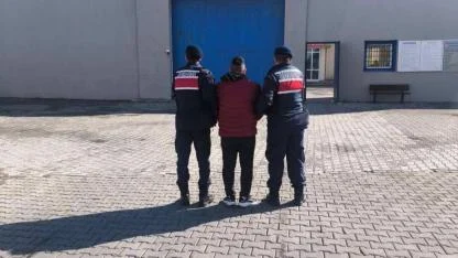 İki suçtan 9 yıl 2 ay ile aranan şahıs tutuklandı