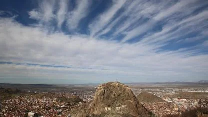 Karahisar Kalesi’nde Bulutlarla Gelen Görsel Şölen