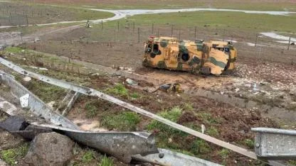 Kontrolden Çıkan Askeri Araç Devrildi: Çok Sayıda Asker Yaralandı
