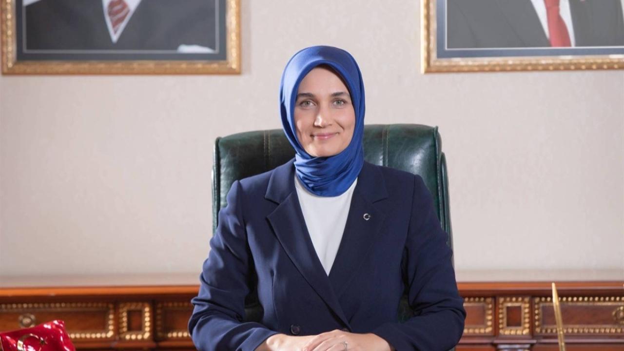 Kübra Güran Yiğitbaşı Bakan Yardımcısı Oldu, Afyonkarahisar Valiliği’ne Naci Aktaş Atandı