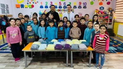 Minik Eller, Büyük Yürekler, Ramazan Öncesi Gönülleri Isıttı