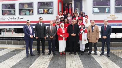 Müdür Sünnetci Keçeden Türk Bayrağı Yapım Etkinliğine Katıldı