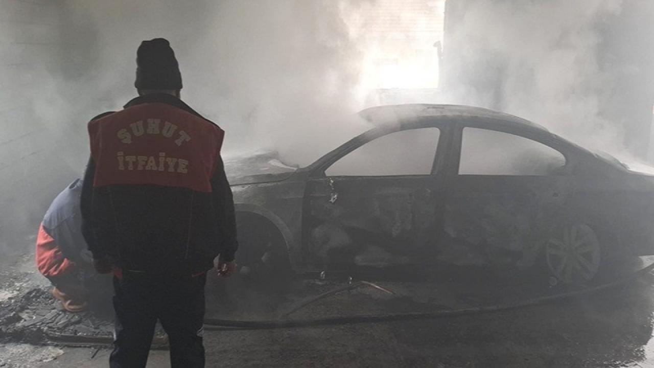 Park Halindeki Otomobil Alevlere Teslim Oldu