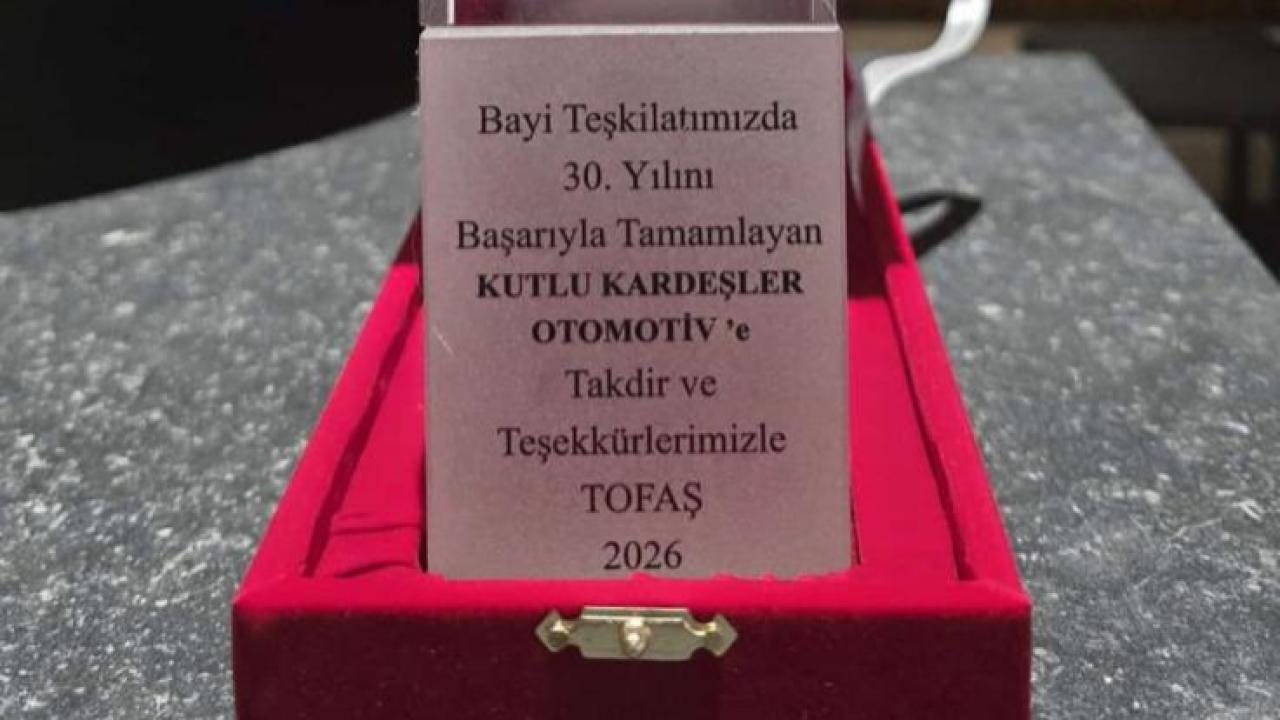 Peugeot Kutlu Kardeşler Otomotivin 30 Yıllık Başarısını Kutladı