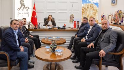 Başkan Köksal, Karaadilli Heyeti ile Bir Araya Geldi