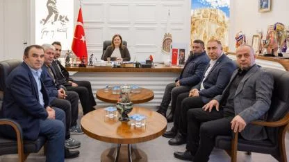 Başkan Köksal, Karaadilli Heyeti ile Bir Araya Geldi