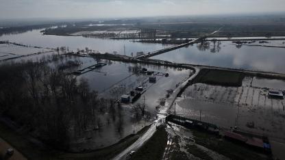 Meriç Nehri taştı: Edirne’de tarım arazileri ve çiftlikler sular altında kaldı