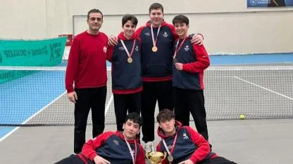 Bahçeşehir Koleji Teniste Üç Kategoride Şampiyon Oldu