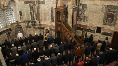 İlk Teravih Bugün mü, Yarın mı? 2026 Teravih Namazı Ne Zaman, Saat Kaçta?