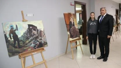 Vali Yiğitbaşı Desteğiyle 8.Sınıf Öğrencisi İclal Kocaaslan Hayallerine İlk Adımı Attı