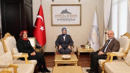 İl Başkanı Şahin ve Eşinden Kübra Güran Yiğitbaşı’na Hayırlı Olsun Ziyareti