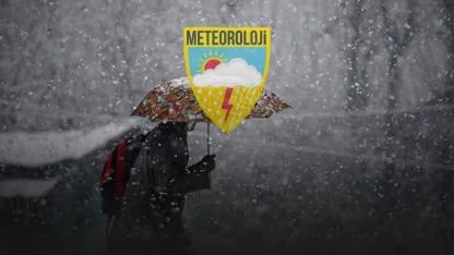 Meteoroloji Uyardı: Sıcaklıklar 6 Derece Düşüyor! Kar, Sağanak ve Fırtına Geliyor!