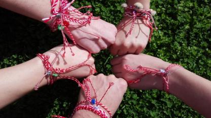 Marteniçka Zamanı Geldi mi?  Marteniçka Ne Zaman Takılır, Hangi Bileğe Bağlanır, Ne Zaman Çıkarılır?