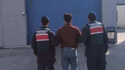 İl Jandarma Komutanlığı’ndan Sülümenli’de Operasyon: 21 Yıl Hapis Cezalı Şahıs Yakalandı