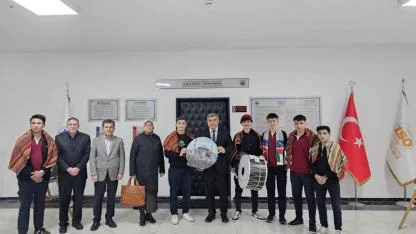 Öğrencilerden İl Milli Eğitim Müdürü Miraç Sünnetci’ye Ramazan Ziyareti