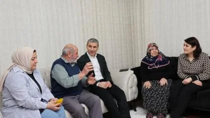 Afyonkarahisar Valisi Aktaş’tan Şehit Ailesine Anlamlı Ziyaret