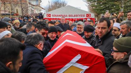 Milletvekili Ali Özkaya, Güney Belediye Başkanı Erol Karabacak'ın Cenaze Törenine Katıldı