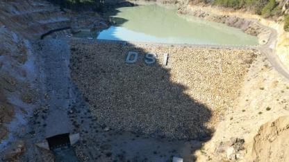 Sultandağı’nda Heyelan Paniği: Baraj Taştı, Toprak Kaydı