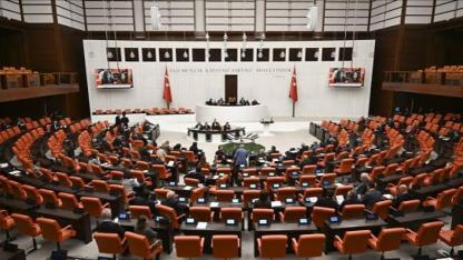 TBMM'den Geçti- Trafikte Yeni Dönem Başlıyor: Cezalar Katlandı, Ehliyetlere El Konulacak!