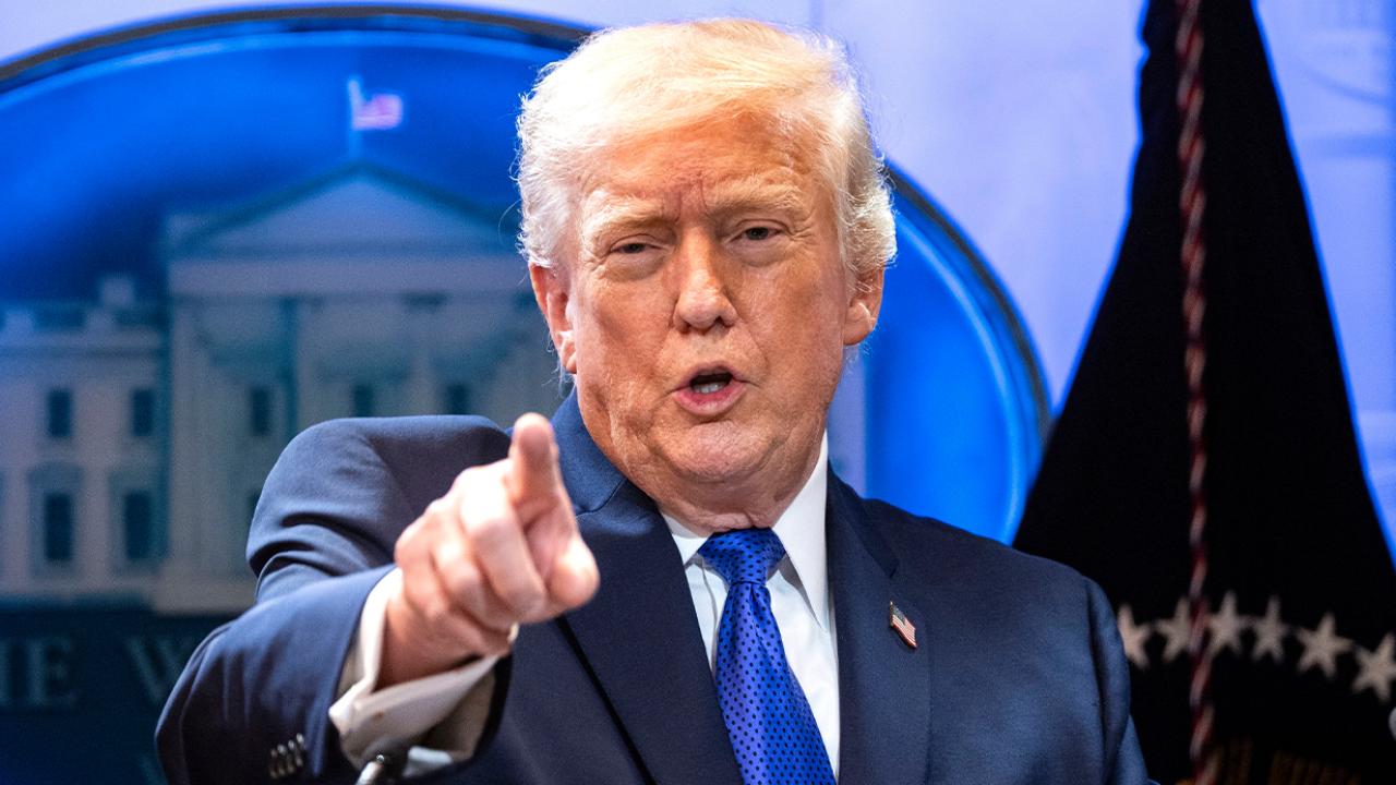 Trump Küresel Gümrük Tarifesini Yüzde 15’e Yükseltti