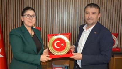 Ulusal Otizm Konfederasyonu'ndan MHP'ye Teşekkür Ziyareti