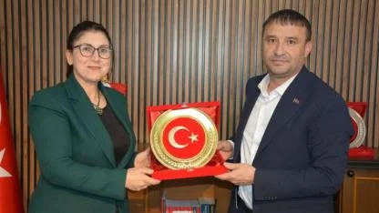 Ulusal Otizm Konfederasyonu'ndan MHP'ye Teşekkür Ziyareti