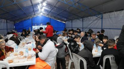 Vakıflar Bölge Müdürlüğü'nden Afyonkarahisar'da Ücretsiz İftar Noktaları