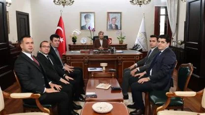 Vali Yiğitbaşı, İlçe Projelerini Kaymakamlardan Dinledi