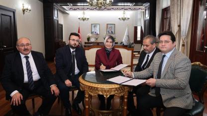 Vali Yiğitbaşı Öncülüğünde Bolvadin’e Dev Eğitim Yatırımı