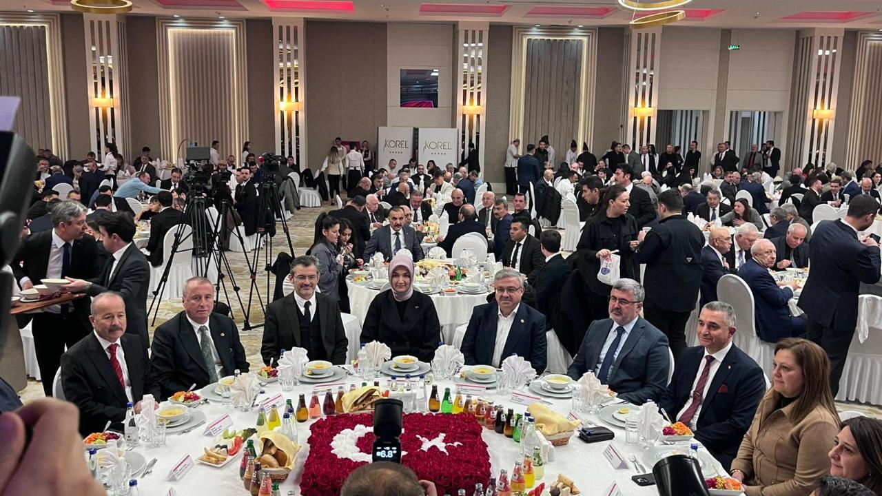 Vali Yiğitbaşı’na Duygu Yüklü Veda