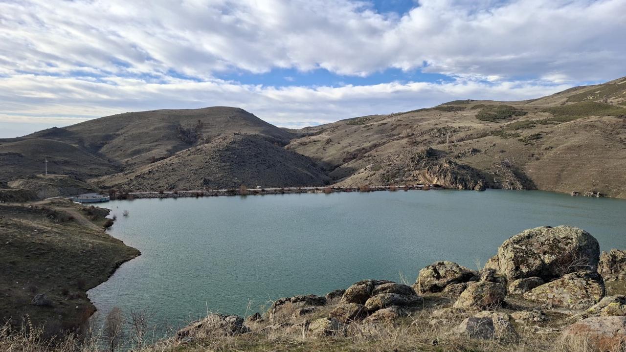 Yağışlar Meyvesini Verdi: Sandıklı’daki 3 Gölet Tam Kapasiteye Ulaştı