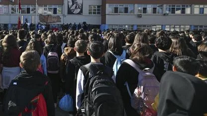 Yarın Tüm Okullarda 1 Dakikalık Saygı Duruşu Yapılacak