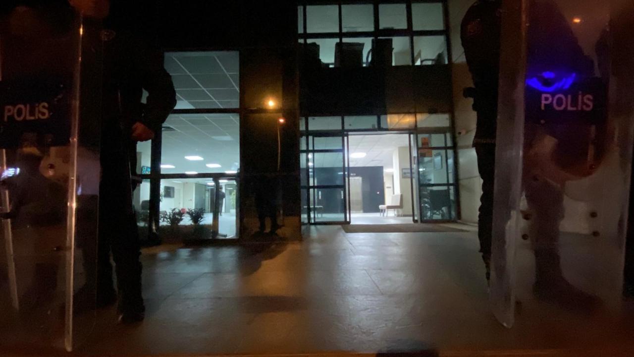 4 Bin Dolar Rüşvet Alırken Suçüstü Yakalandı