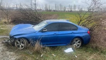 Afyon-Şuhut’ta Şarampole Giren Otomobilde 3 Kişi Yaralandı!