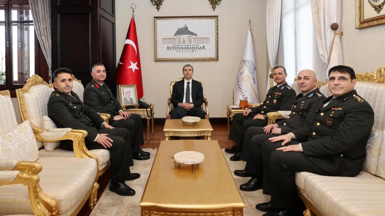 Afyon’da Askeri Heyetten Vali Naci Aktaş’a Hayırlı Olsun Ziyareti