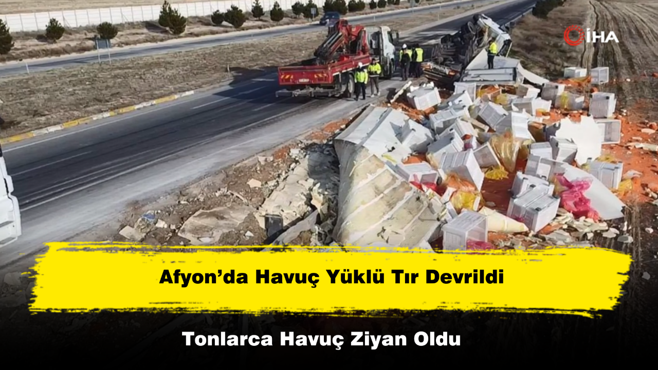 Afyon’da Havuç Yüklü Tır Devrildi, Tonlarca Havuç Ziyan Oldu
