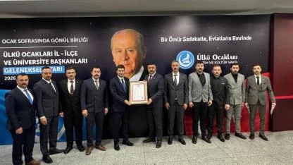 Afyonkarahisar Ülkü Ocakları’ndan Genel Merkez İftarında Tapu Takdimi