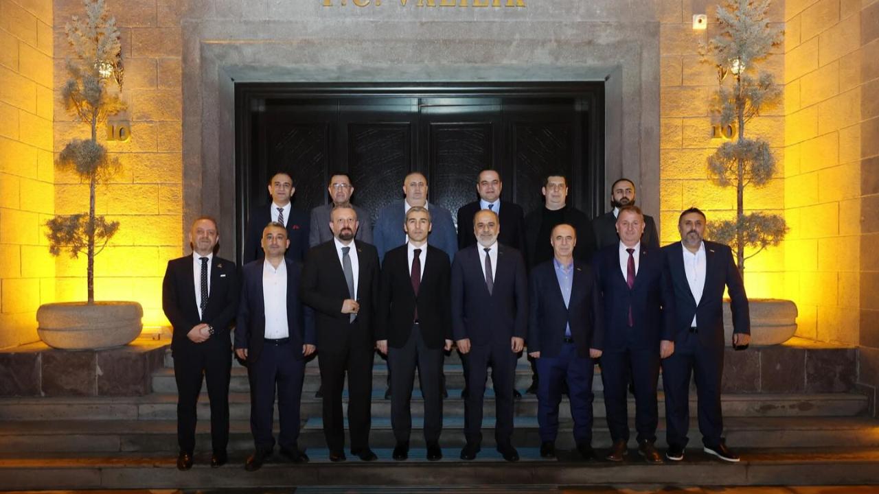 Afyonkarahisar’da İş Dünyasından Vali Aktaş’a Ziyaret